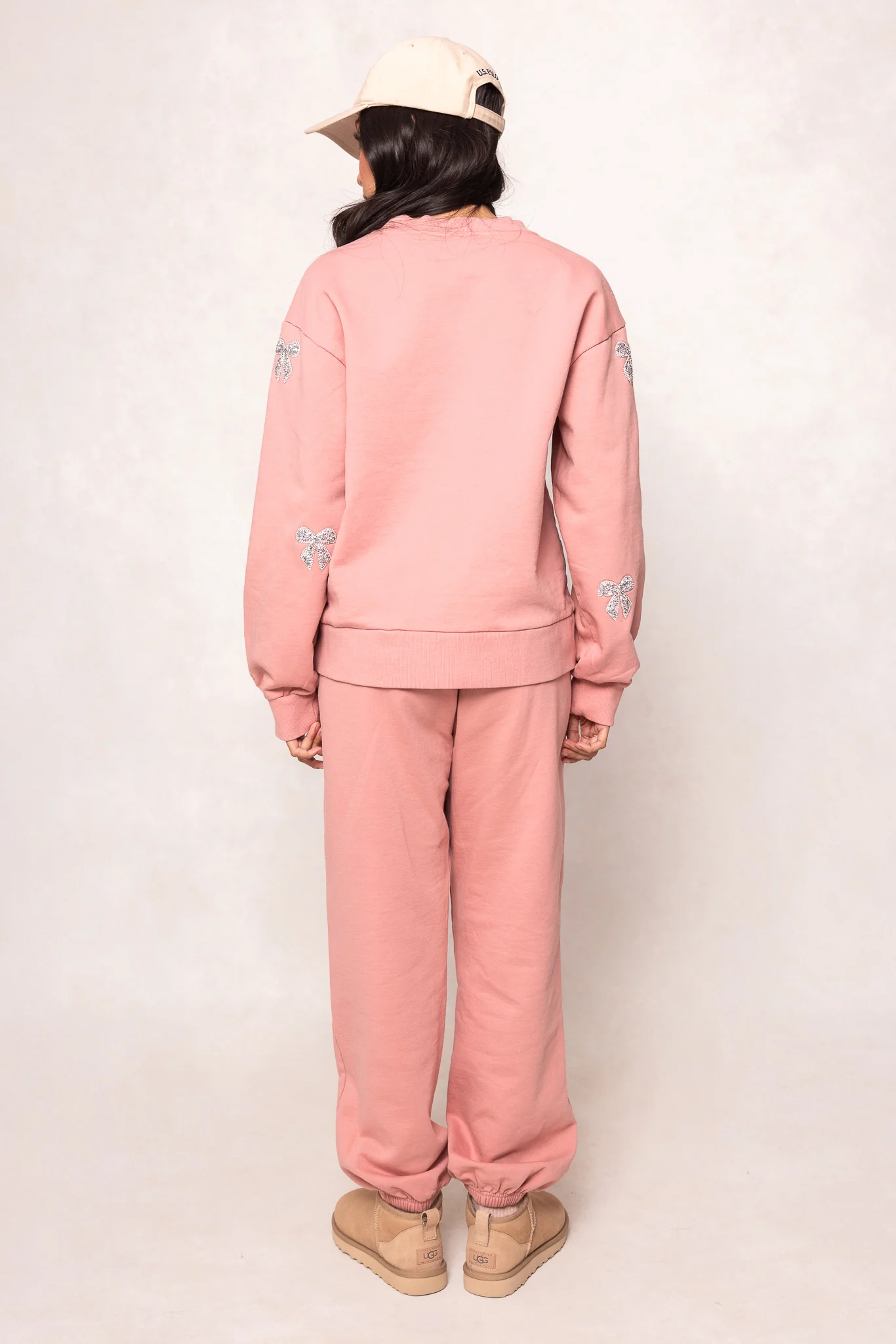 Micah Crew Neck Sweatshirt in Pink & Bows - Image 5