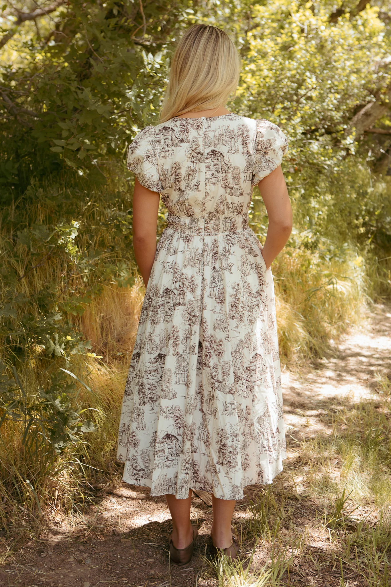 Zaza Midi Dress in Brown Toile - Image 5
